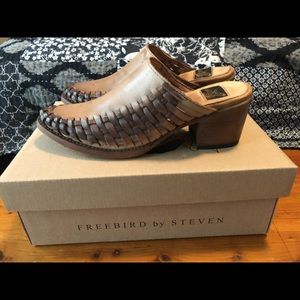 Freebird Sofia mules